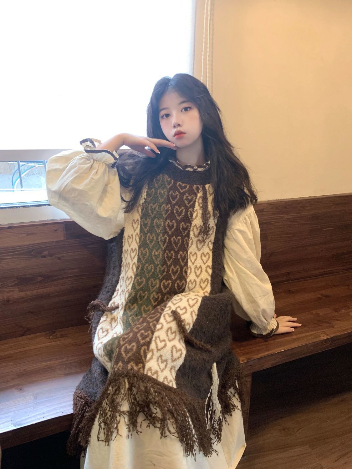 Spring and Autumn women's two-piece retro love embroidered knitted vest skirt tassel sweater long skirt layered long-sleeved shirt skirt