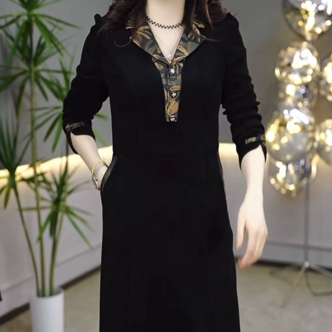 時尚顯瘦雪尼爾絨連衣裙2024新款春季女長袖印花氣質高檔遮肚裙子