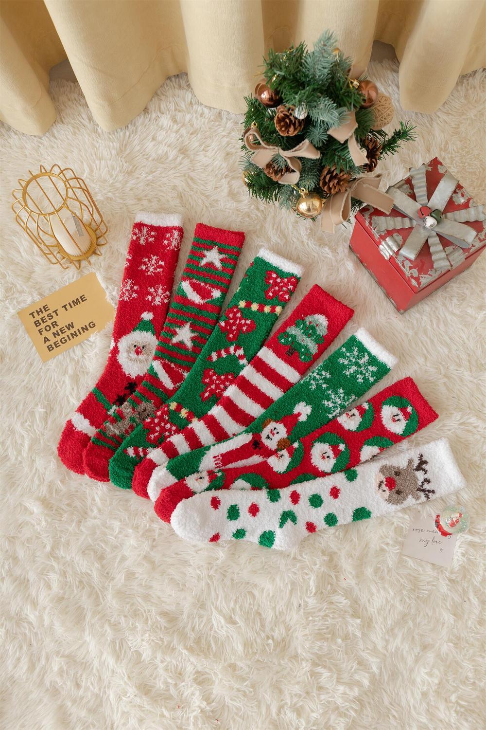 Cute Christmas socks, comfortable, warm, thick, and plush, full of festive atmosphere. Wishing you a happy Christmas_voghion.com