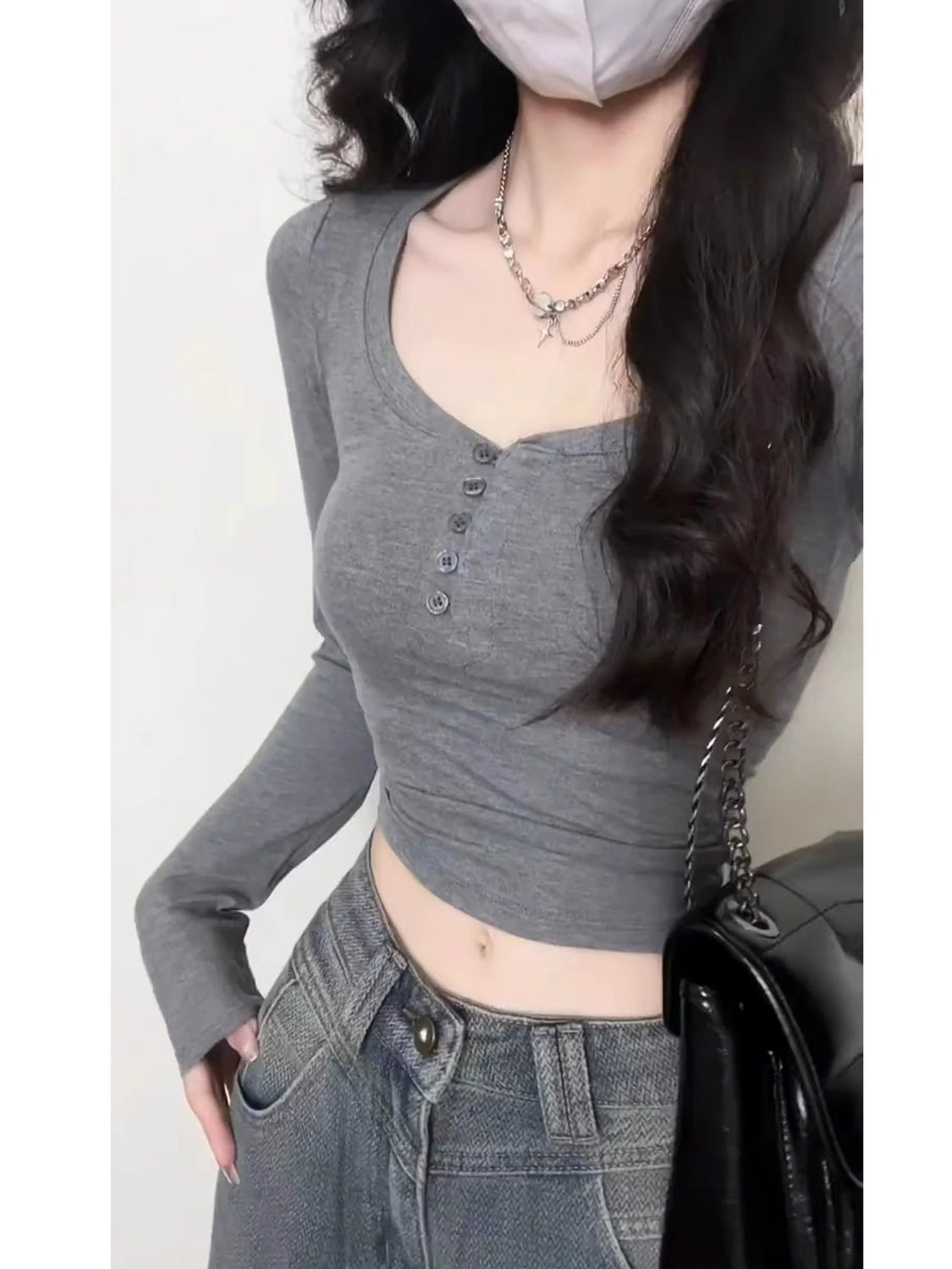 純欲風U領長袖t恤女秋季設計感小眾修身顯瘦內搭打底辣妹短款上衣