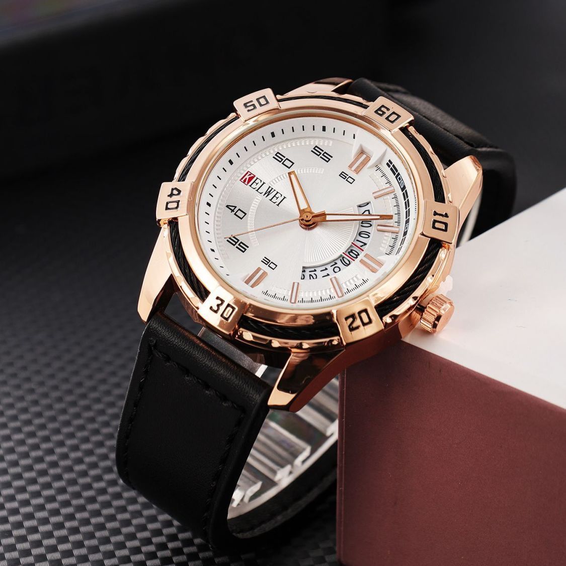Kelwei Men's Quartz Watch Three-hand Calendar Luxury Wristwatch_voghion.com