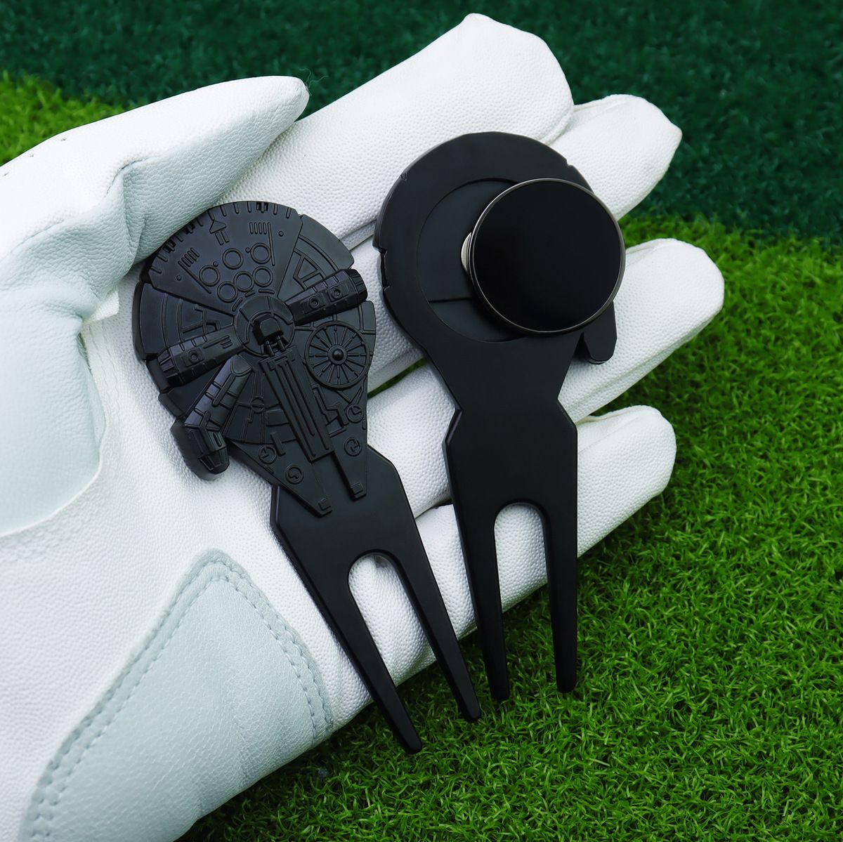 Forchetta in metallo/Attrezzo per la riparazione dell'erba Attrezzo per zolle da golf Forchetta da pesca a forma di astronave di Star Wars_voghion.com