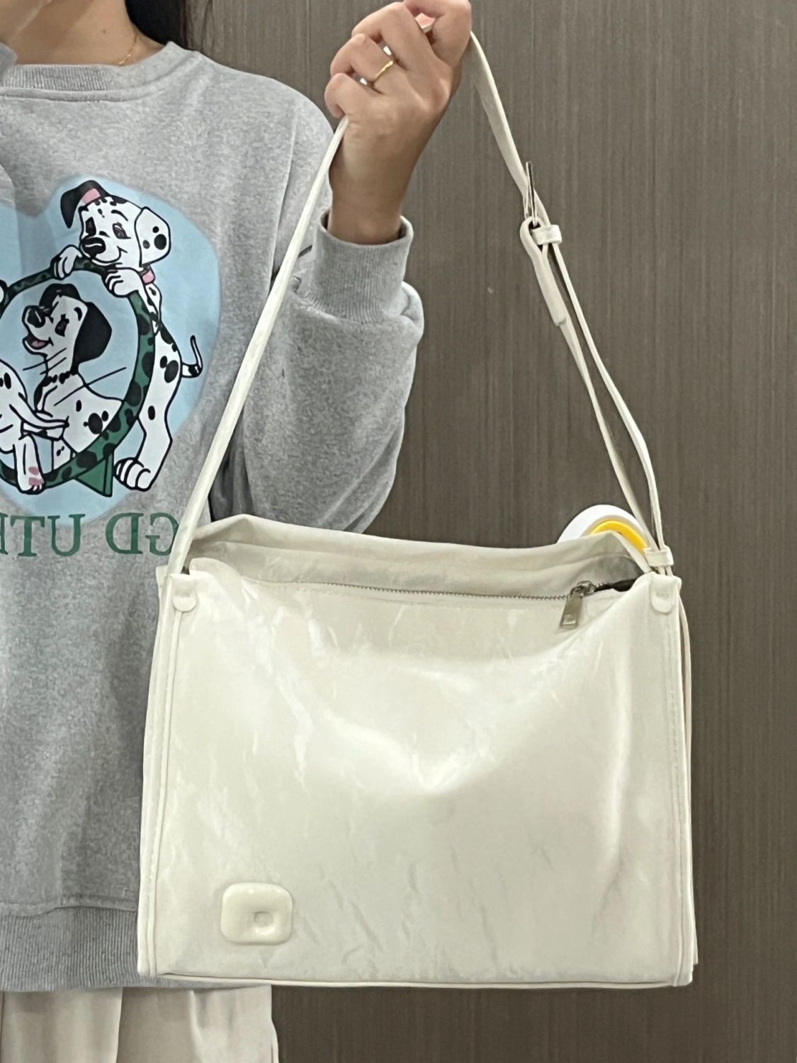 韓版小眾設計2023新款大容量托特包女簡約寬帶手抓紋單肩腋下包潮