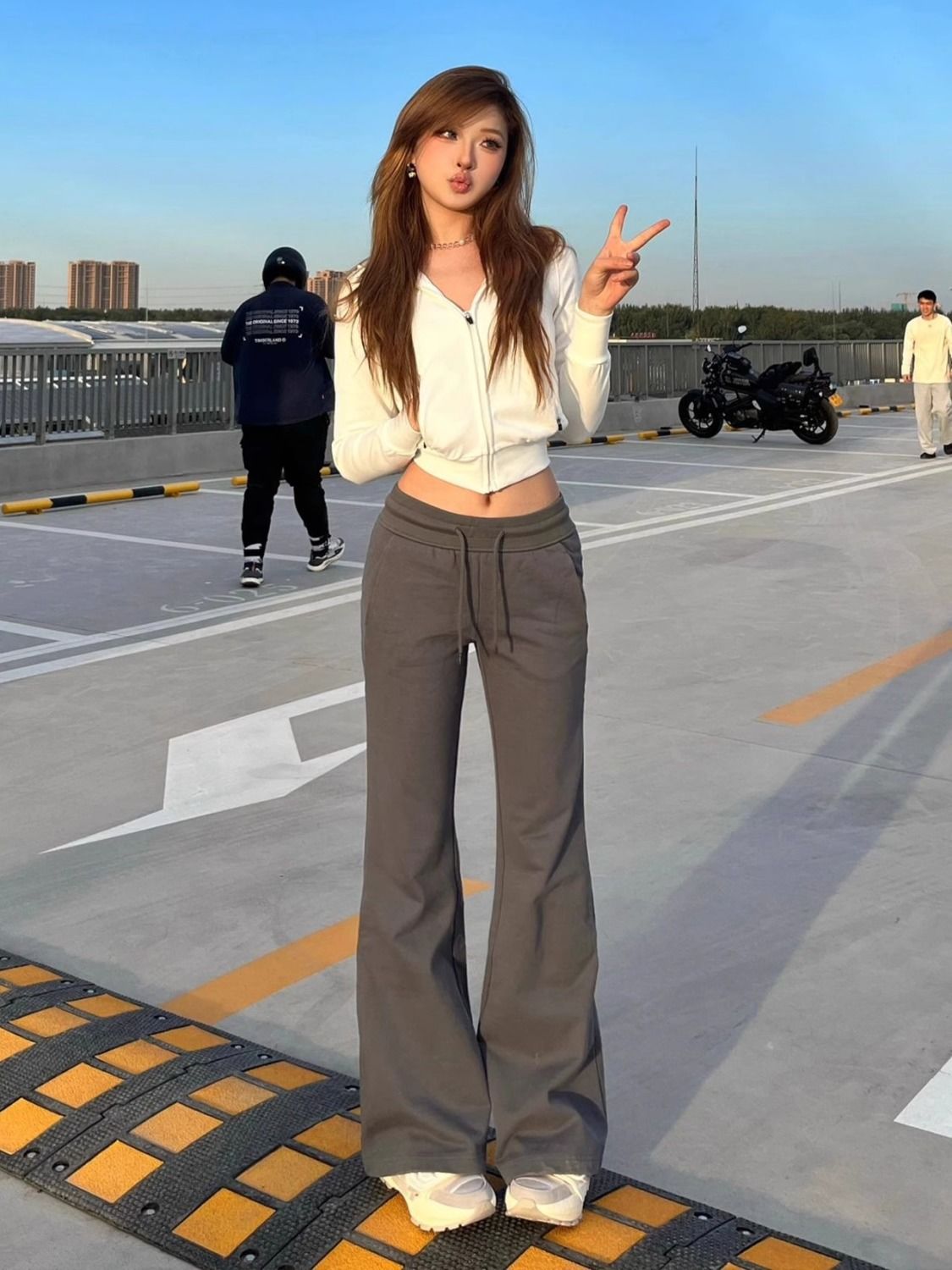美式辣妹灰色衛褲女秋低腰微喇休閒褲百搭瑜伽褲寬鬆顯瘦直筒褲子