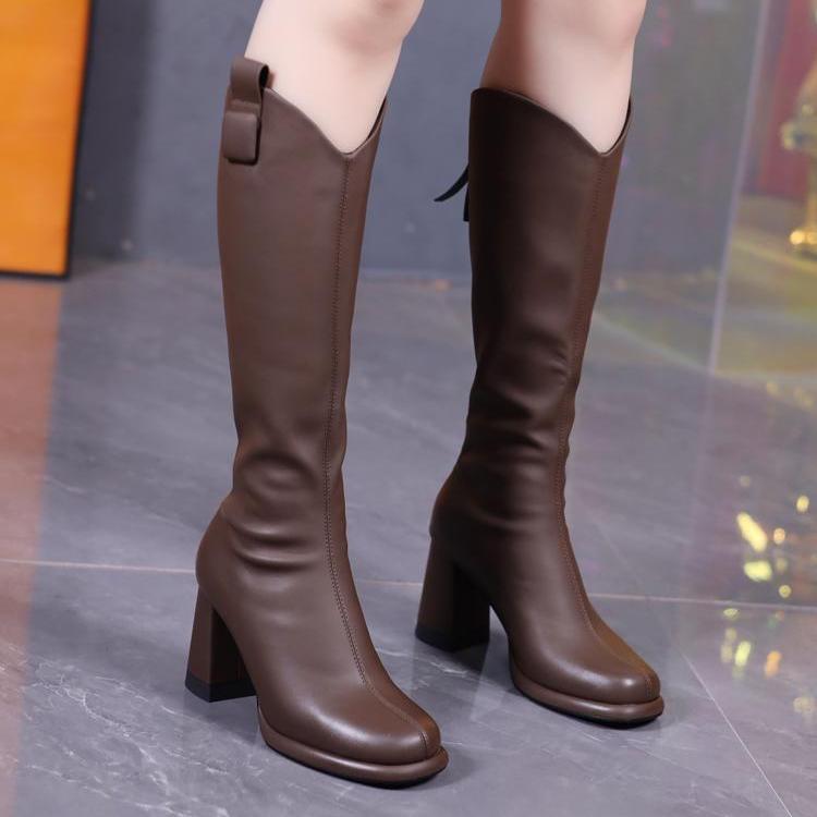 But the knee looks slim V-mouth high-heeled knight boots for women 2023 new small versatile round-toe thick-heeled high boots