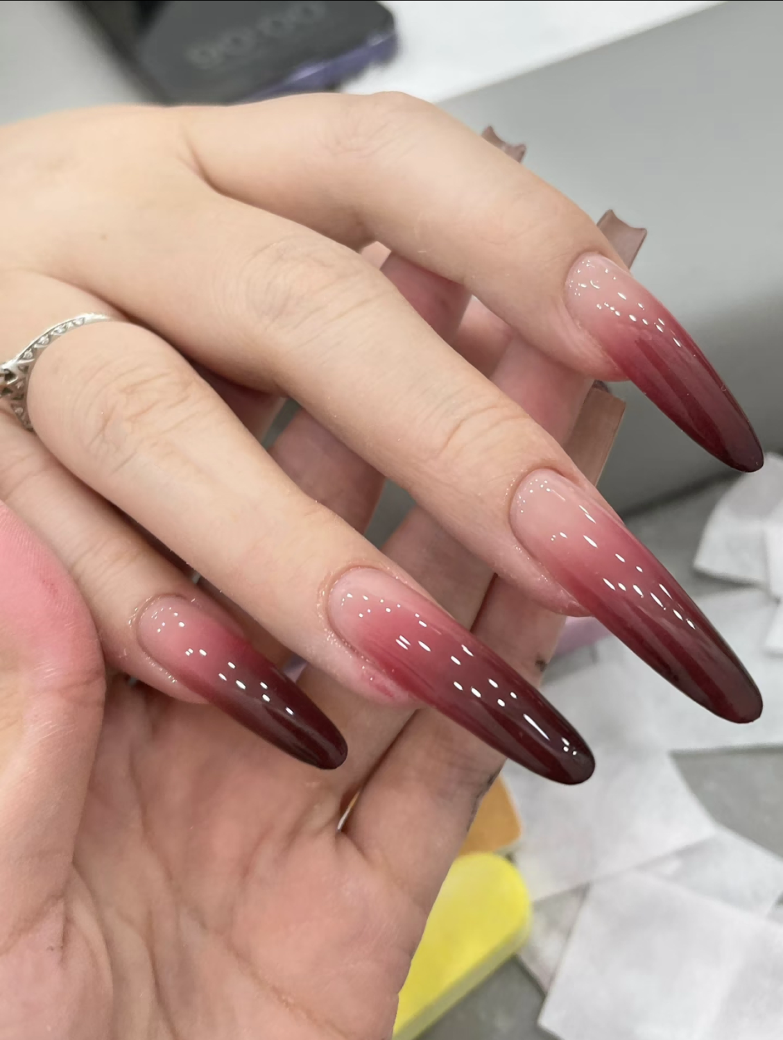 Autumn Winter Berry Temperament Wearable Nails Gradient New Year Royal Sister Red Brightening Angora Pure Handmade Fine_voghion.com