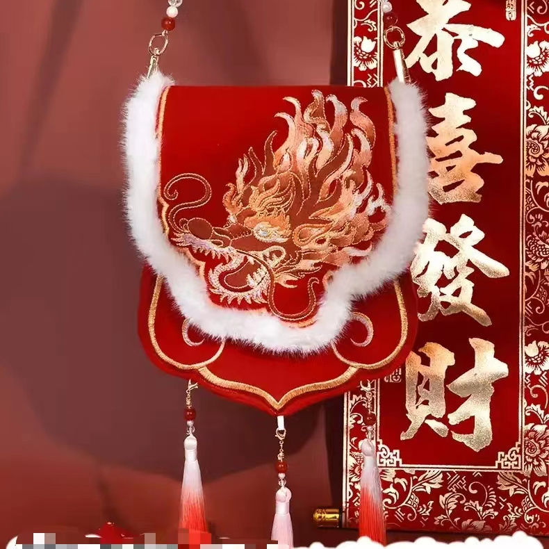 2024年原創新年龍包刺繡包漢服包紅色國