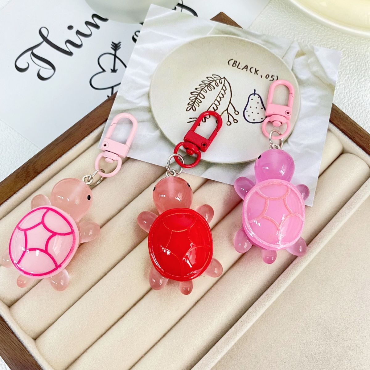 Luminous Turtle Keychain For Bags And Backpacks Sweet Gift_voghion.com