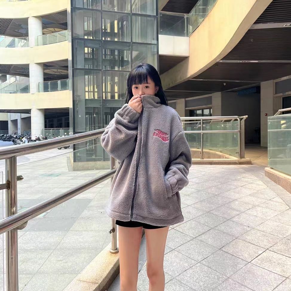 High-end cotton-padded clothes for women 2023 new oversize winter clothes for small people plus velvet thickened cotton-padded jackets Korean style