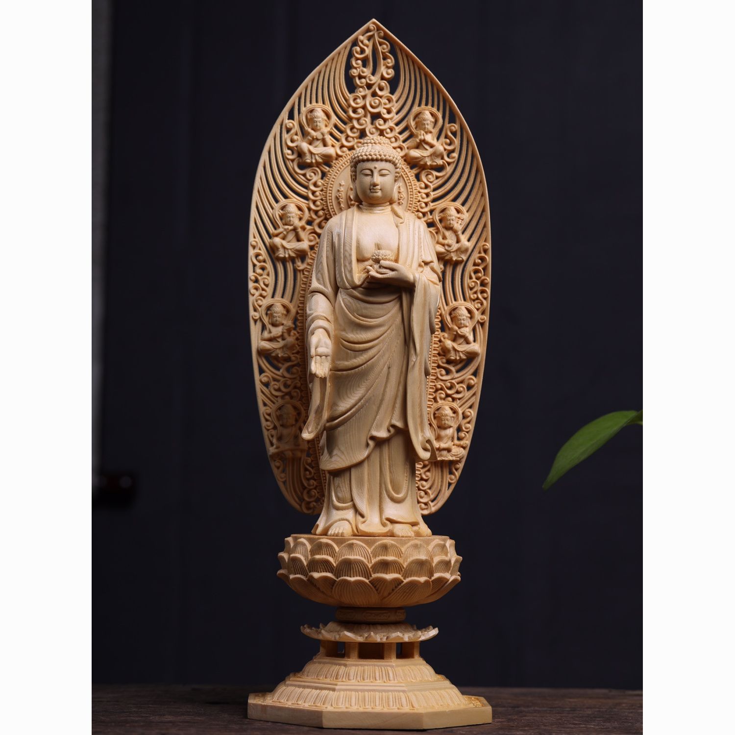 探索寺中佛像艺术之美——寺院佛像定制行业的趋势与展望