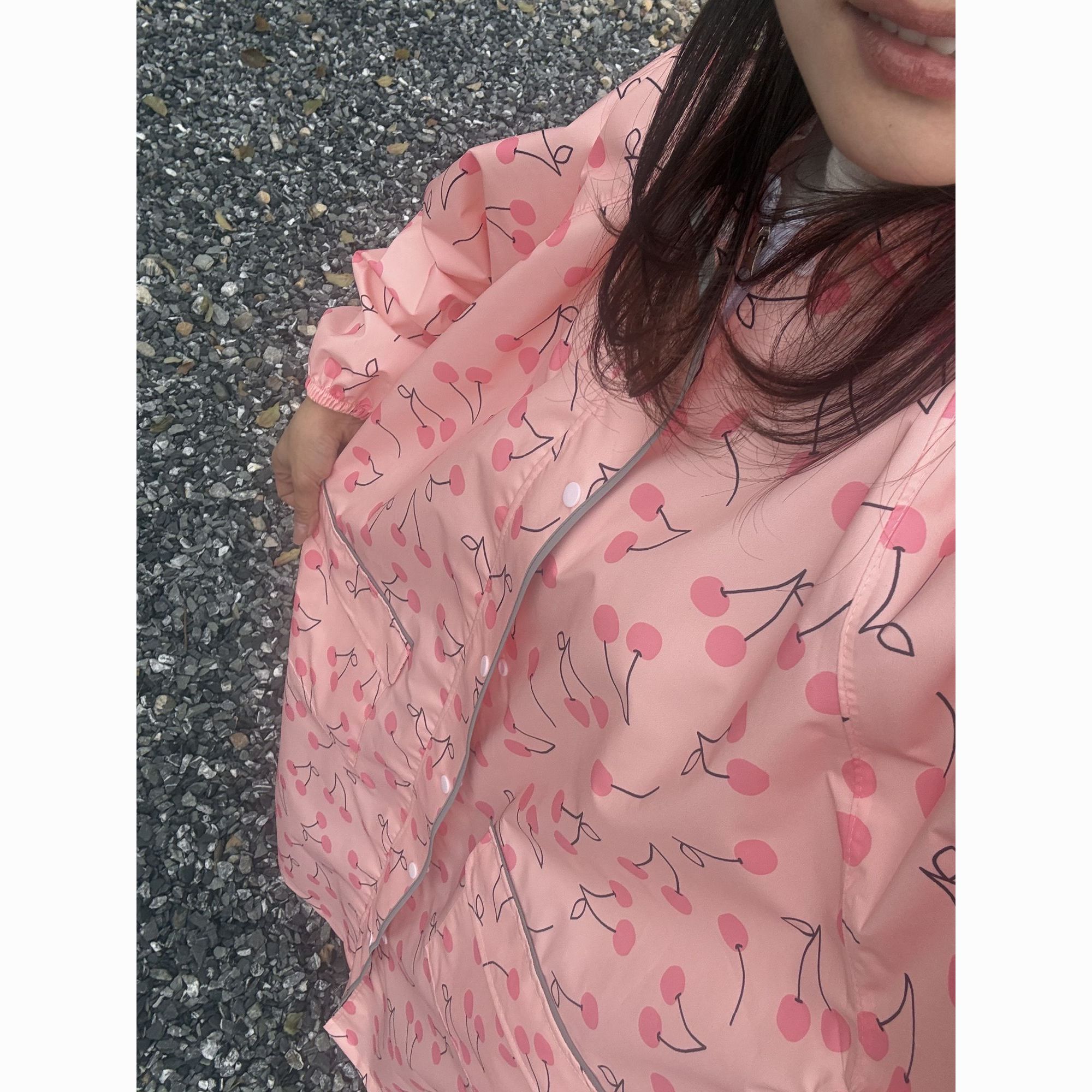2026新款卡通图案Hello Kitty中大童雨衣可爱防水耐用带书包位 图片 2
