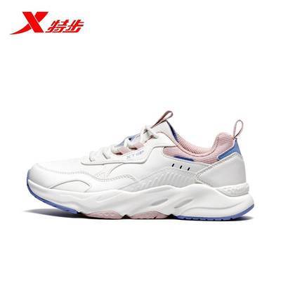 93141/特步女鞋休闲鞋2021冬季新款保暖厚底复古女鞋运动鞋979418320102