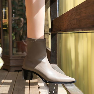 复古欧美2021新款时尚简约粗跟高跟尖头性感显瘦短靴女靴子骑士靴