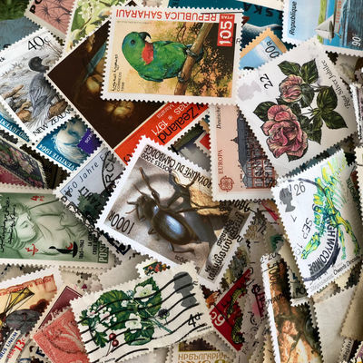 外国销邮票100枚不同重复动植物建筑人物绘画艺术体育奥运交通等
