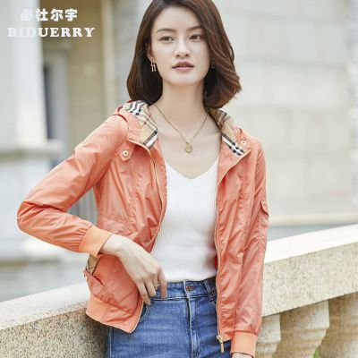 120934/春秋款薄款短款外套女士网红连帽夹克衫女装上衣2021年新款风衣