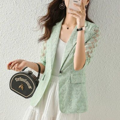 159173/绿色蕾丝西装外套女2022新款春夏设计感小众时尚洋气短款西服上衣