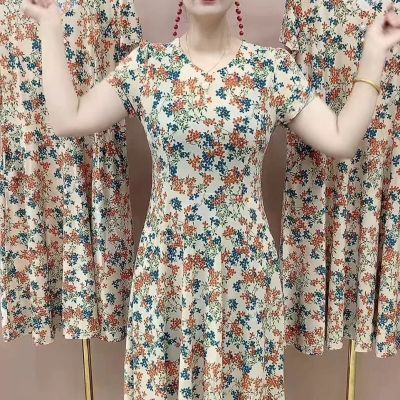 米底红蓝花连衣裙  2023夏季新款 时尚洋气显瘦中老年中长