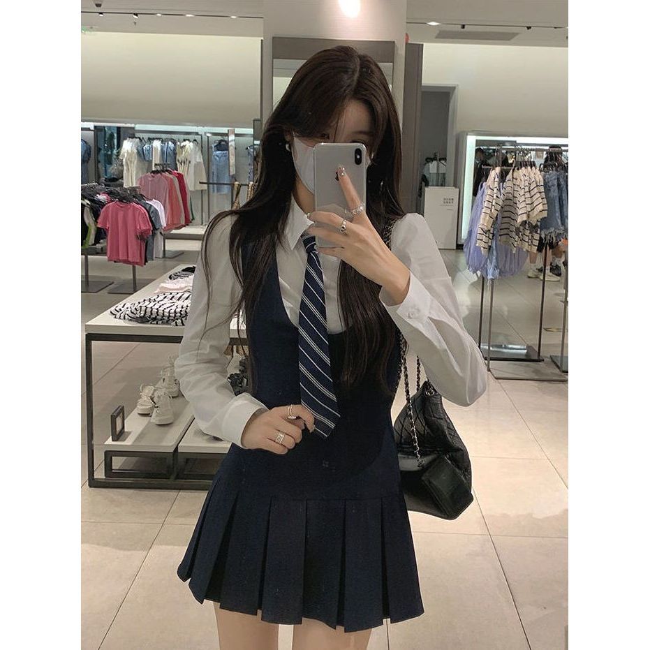 College style pure desire hot girl uniform suit shirt pleated dress early autumn new fashion two-piece set
