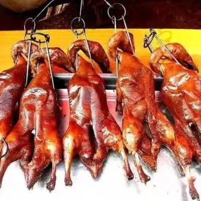 北京烤鸭新疆西藏海南不包邮整只片皮+鸭架油炸真空装赠饼酱