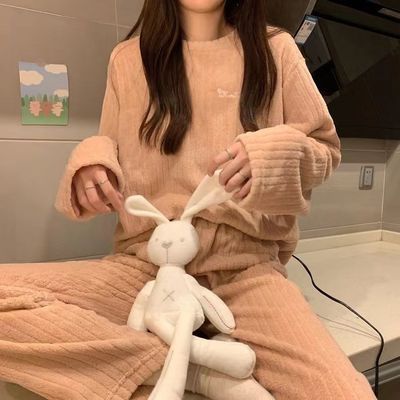 睡衣女秋冬加厚加绒宽松简约珊瑚绒套头ins风长款家居服 女可外穿