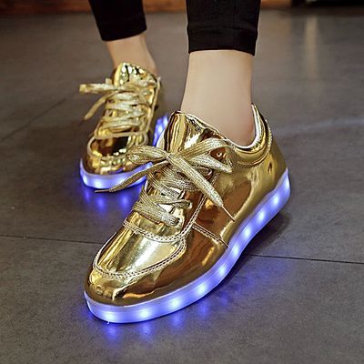 黄金发光鞋切尔西可充电LED七彩灯鞋518低帮空军一号发光女鞋男鞋