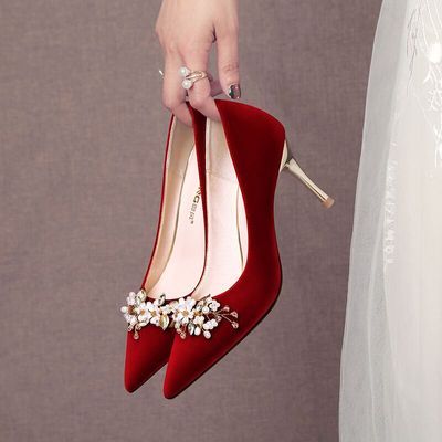 红色婚鞋女新娘鞋秀禾婚纱两穿不累脚法式小众高级感婚宴鞋高跟鞋