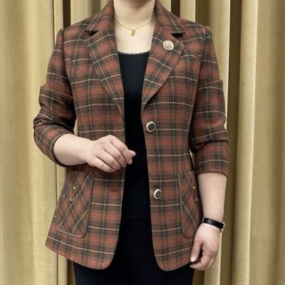 高档春秋短款格子西服女2023春季新款妈妈装大码翻领小西装外套