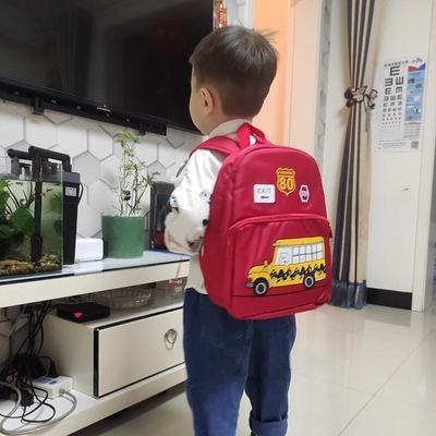 韩版幼儿园儿童书包男小中班宝宝小背包1-3岁红色小汽车书包酷