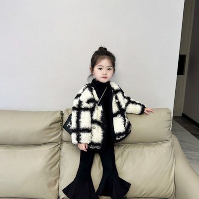女童秋冬装外套2023儿童洋气韩版宝宝格子羊羔毛加绒加厚毛毛衣