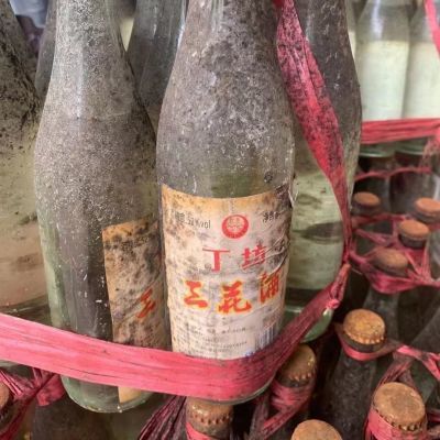 2009年三花酒江西南昌52度陈年老酒老三花纯粮浓香简装白酒