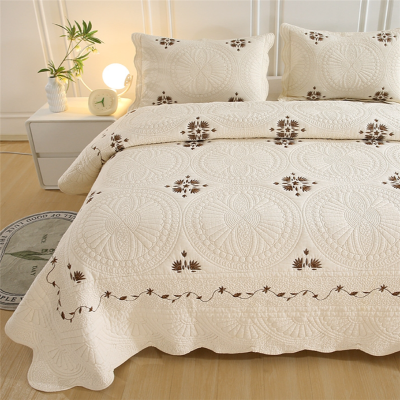 洋气米白色欧式床盖绣花绗缝被北欧风纯棉床罩床上套件枕套空调被