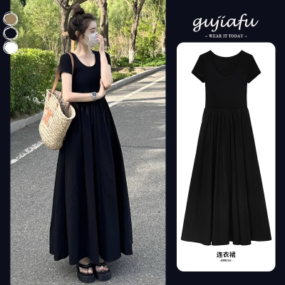 赫本风黑色连衣裙女夏季新款微胖法式小众梨型身材收腰显瘦长裙子