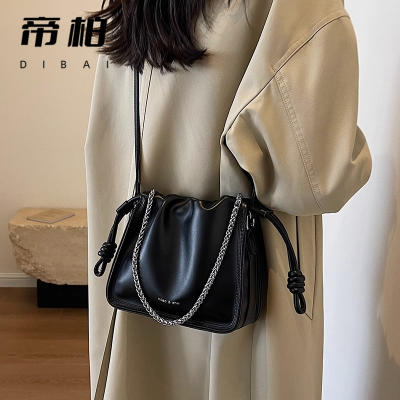 ���ڲ������۰�ʱ�аٴ�����С����Ů�¿������ƶ�С����2024����С��б��� 19.9Ԫ