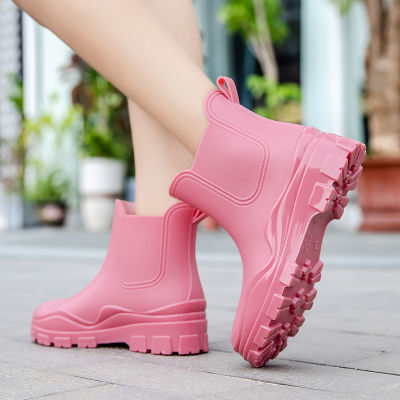 新款2024秋冬时尚雨鞋女士水鞋套鞋防滑雨靴短筒水靴防水耐磨胶鞋