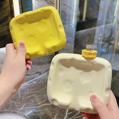 浴室陶瓷肥皂盒家用高颜值沥水香皂盒卫生间置物架洗手台可爱皂盒