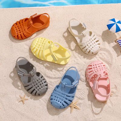 夏季新款儿童罗马凉鞋防滑软底冻鞋宝宝沙滩凉鞋踏水镂空宝宝凉鞋
