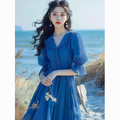 法式茶歇绝美湖水蓝色泡泡袖连衣裙收腰夏季新款海边度假气质长裙