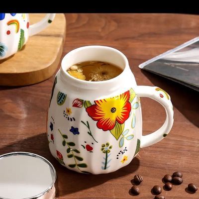 釉下彩马克杯咖啡杯高颜值耐高温陶瓷办公创意大容量带盖水杯手绘