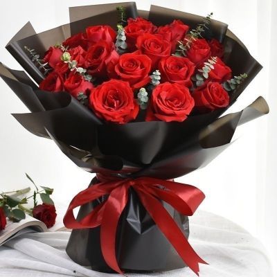 520情人节红玫瑰满天星香皂花束成品情人节送女友老婆生日礼物
