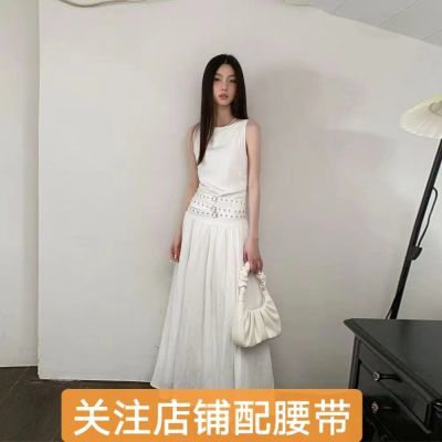 高级感小众腰带背心连衣裙女夏季2024新款气质修身显瘦法式长裙