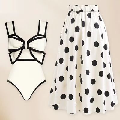 泳衣新款高级小众设计感黑白蝴蝶结显瘦度假性感沙滩连体泳衣女