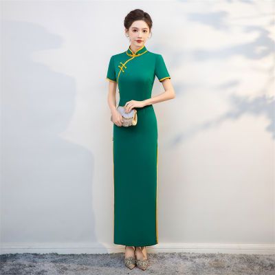 改良旗袍2024新中国风绿色复古开叉优雅修身显瘦走秀旗袍演出