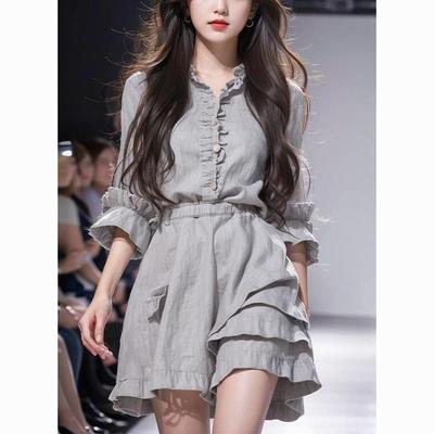 韩系穿搭温柔风设计感小个子显高灰色亚麻连衣裙子女2024新款