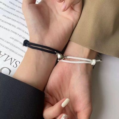 新款爱心相吸感应ins小众设计闺蜜情侣手链 男女二人款编织