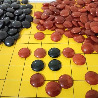 天然黑红玛瑙围棋,直径20.5小号棋子!棋子颜色一流!送棋盘