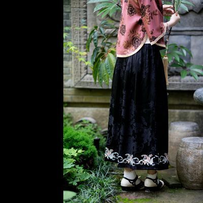 ���ڲ�������Ҷ���ح�ļ��¿�ح��ɫ�Ứ���廨ϵ����ȹ�����ճ�����ȹ 602.65Ԫ