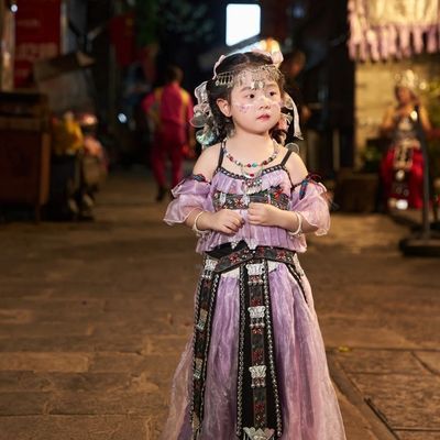 哈尼旅拍服装哈尼族服饰民族特色写真云南西双版纳公主宝贝摄影