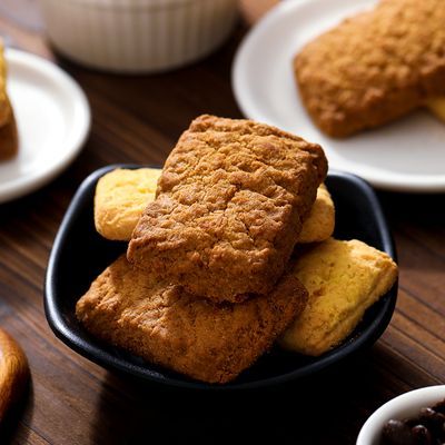 椰蓉酥网红曲奇饼干椰子酥椰丝糕点休闲办公室零食早餐小吃批发