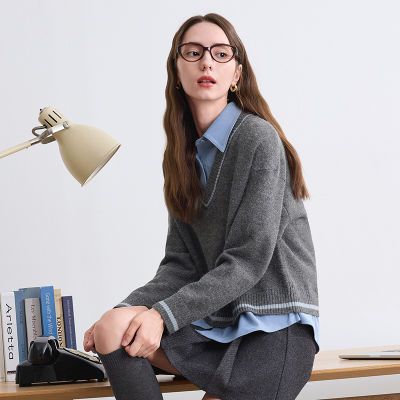 ���ڲ�������ͼbetuŮװ2024�궬���¿�ë��ʱ�ּ�����������ͷë��Ů 153Ԫ