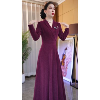 秋冬连衣裙女2024新款收腰保暖显瘦西装领长款裙子妈妈气质高端潮【7天内发货】